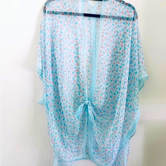 Shawl or Beach Cover Up - Picture 2 of 2